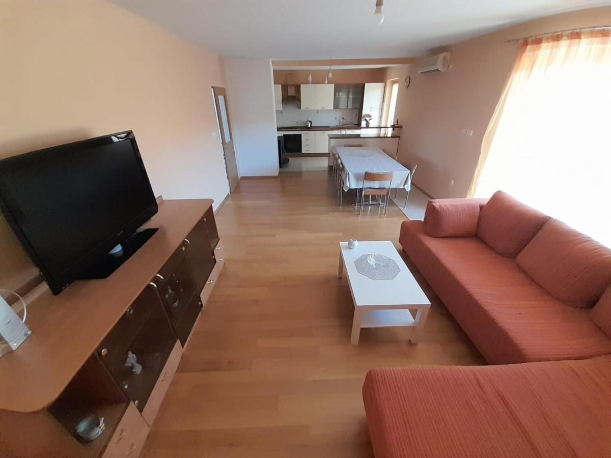 Unesic Holiday Home Anita מראה חיצוני תמונה