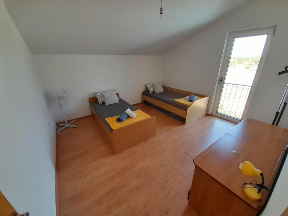 Unesic Holiday Home Anita מראה חיצוני תמונה
