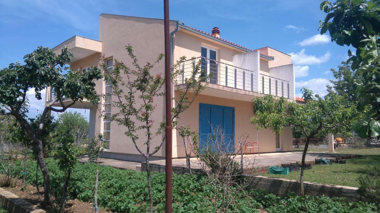 Unesic Holiday Home Anita מראה חיצוני תמונה