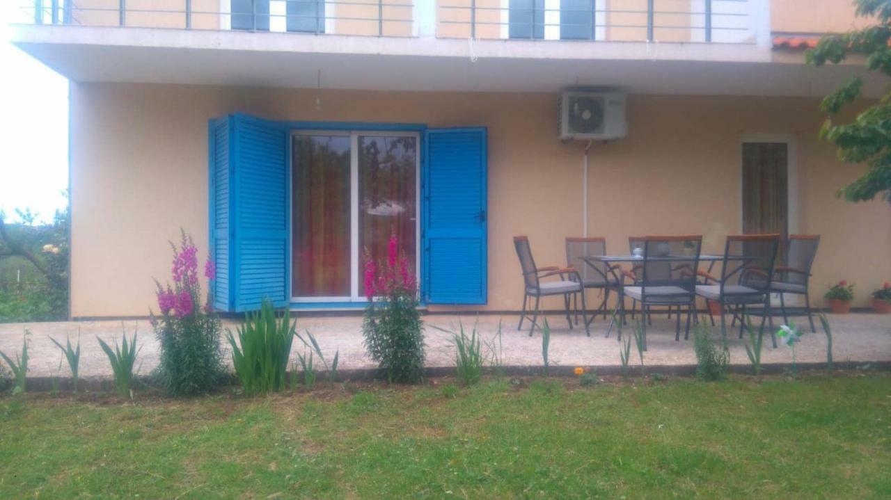 Unesic Holiday Home Anita מראה חיצוני תמונה